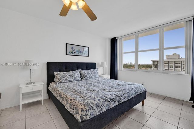 5601 Collins Ave 825, Miami Beach, FL 33140