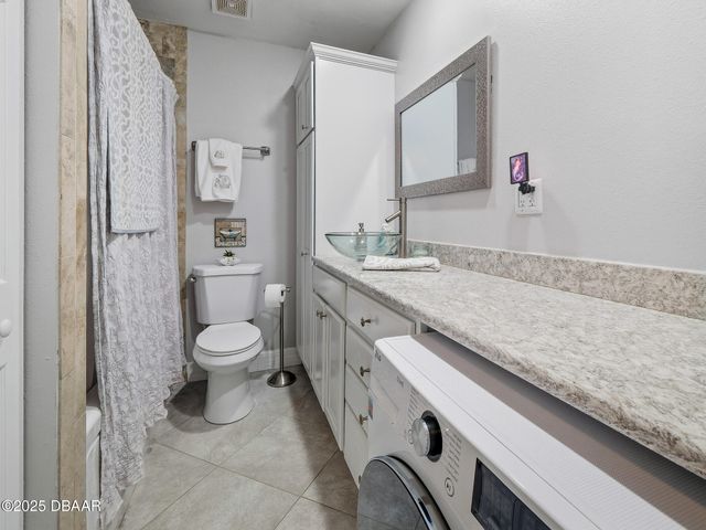 335 N Causeway Apt F24, New Smyrna Beach, FL 32169