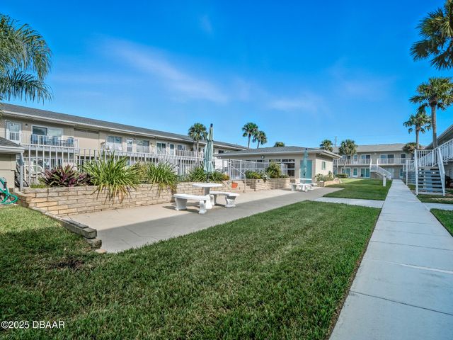 335 N Causeway Apt F24, New Smyrna Beach, FL 32169