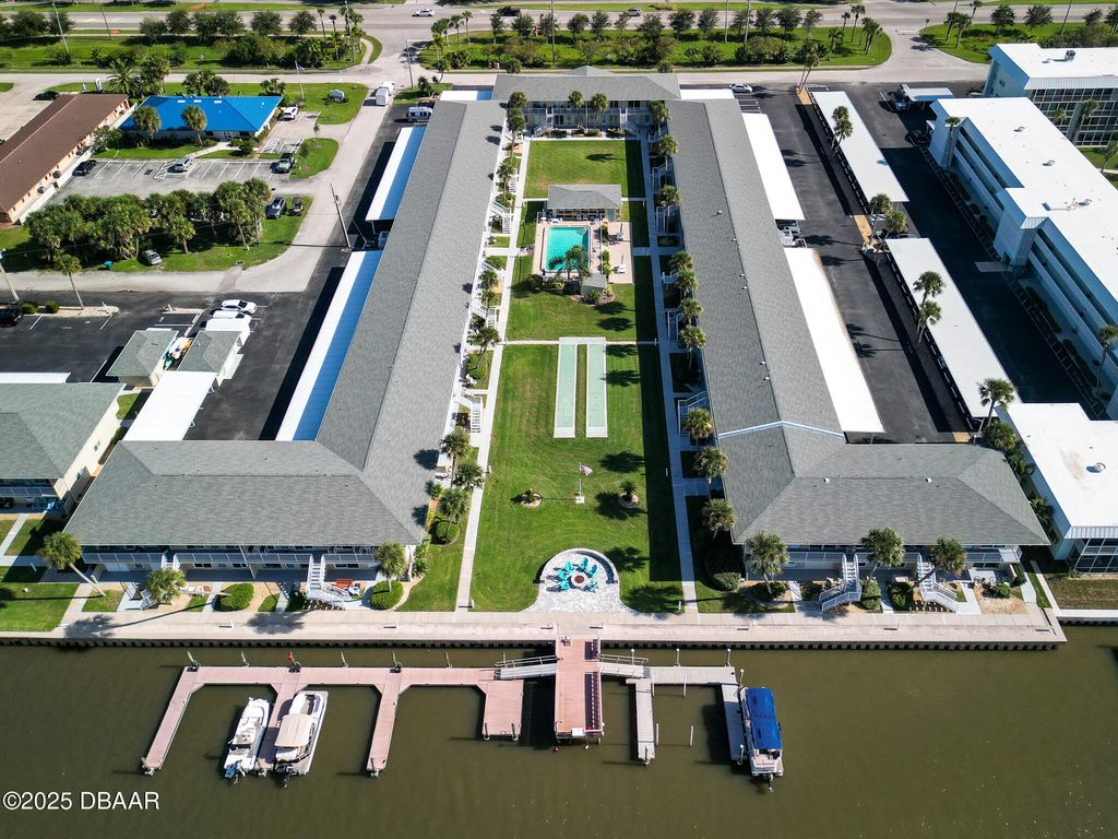 335 N Causeway Apt F24, New Smyrna Beach, FL 32169