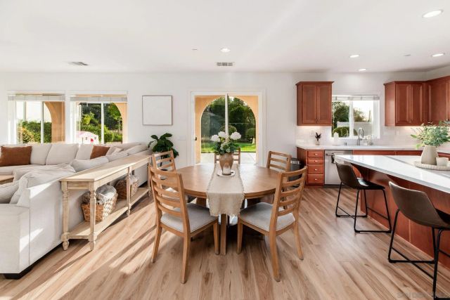 44297 Marcelina Court, Temecula, CA 92592