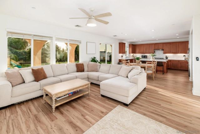 44297 Marcelina Court, Temecula, CA 92592