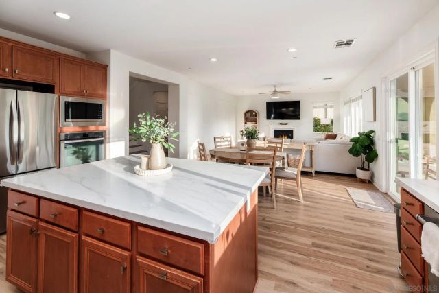 44297 Marcelina Court, Temecula, CA 92592