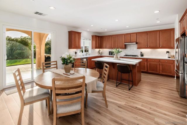 44297 Marcelina Court, Temecula, CA 92592