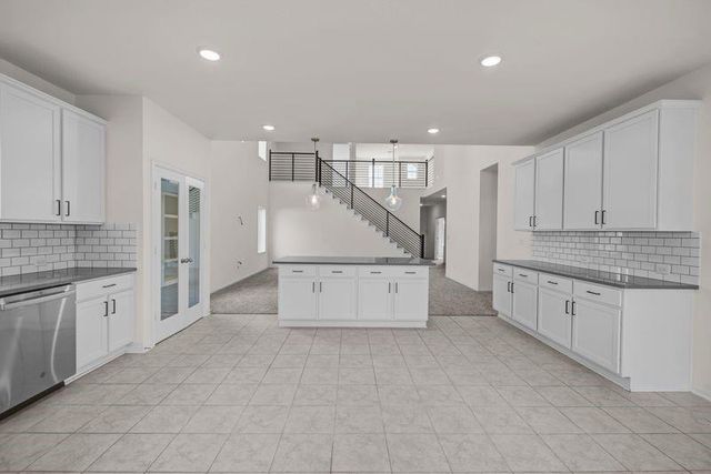 6425 Sandy Hills Drive, Pearland, TX 77584