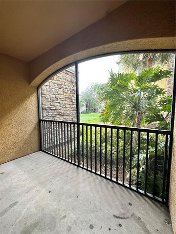 10023 COURTNEY PALMS BOULEVARD 101, Tampa, FL 33619