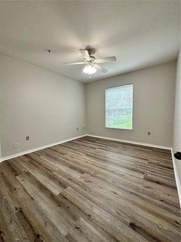 10023 COURTNEY PALMS BOULEVARD 101, Tampa, FL 33619