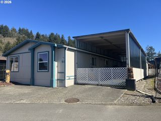100 RIVER BEND Rd 91, Reedsport, OR 97467