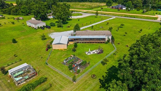 18791 Highway 52 East, Slocomb, AL 36375