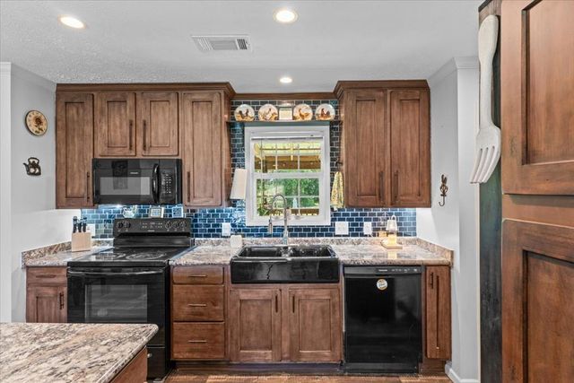 18791 Highway 52 East, Slocomb, AL 36375