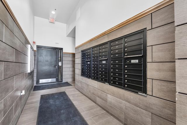 1145 N High Street, 306, Columbus, OH 43201