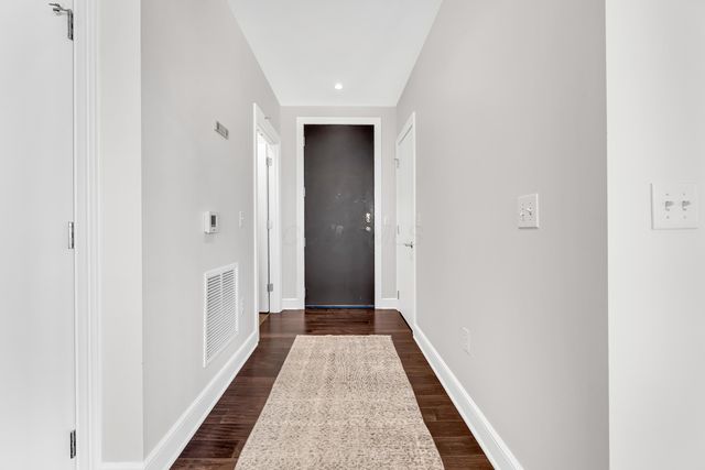 1145 N High Street, 306, Columbus, OH 43201