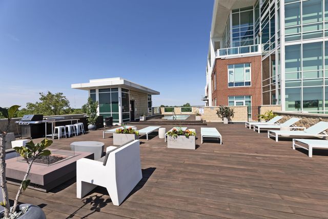 1145 N High Street, 306, Columbus, OH 43201