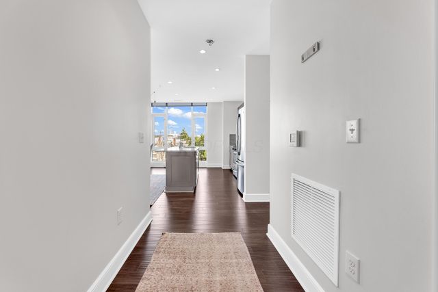 1145 N High Street, 306, Columbus, OH 43201