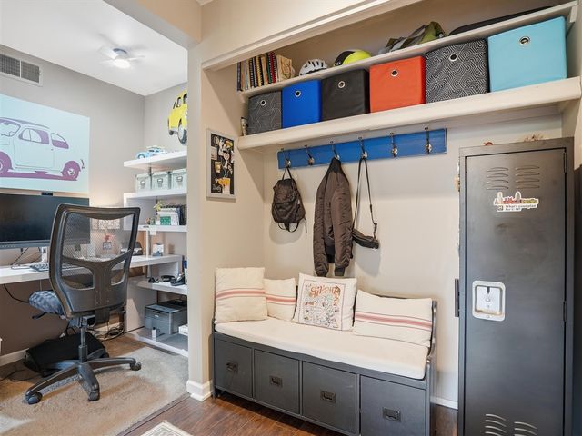 1265 S Maple Road 206, Ann Arbor, MI 48103