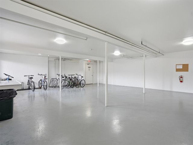 1265 S Maple Road 206, Ann Arbor, MI 48103