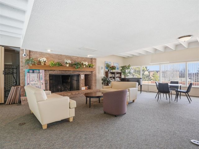 1265 S Maple Road 206, Ann Arbor, MI 48103