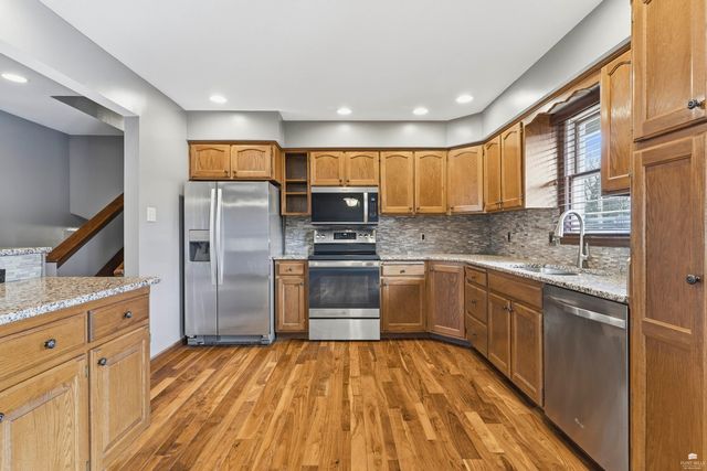 2116 Tamarron Terrace, Manhattan, KS 66502