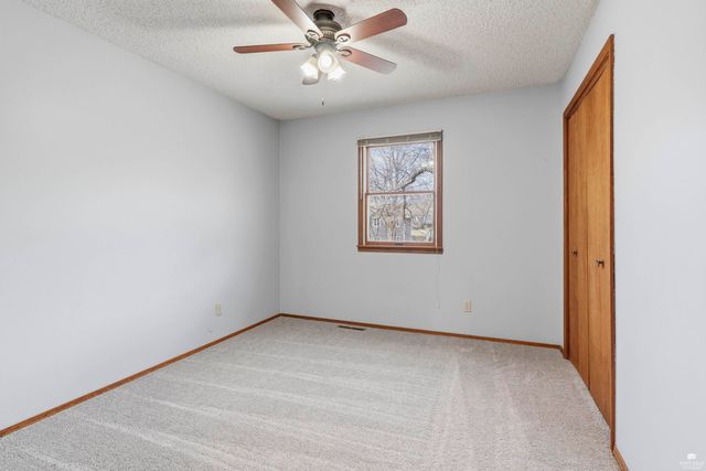 2116 Tamarron Terrace, Manhattan, KS 66502