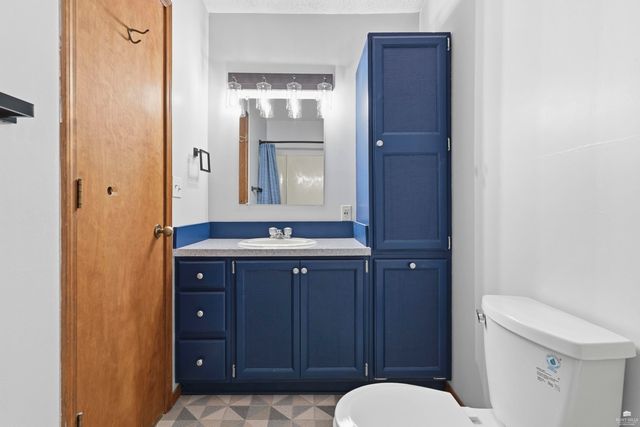 2116 Tamarron Terrace, Manhattan, KS 66502