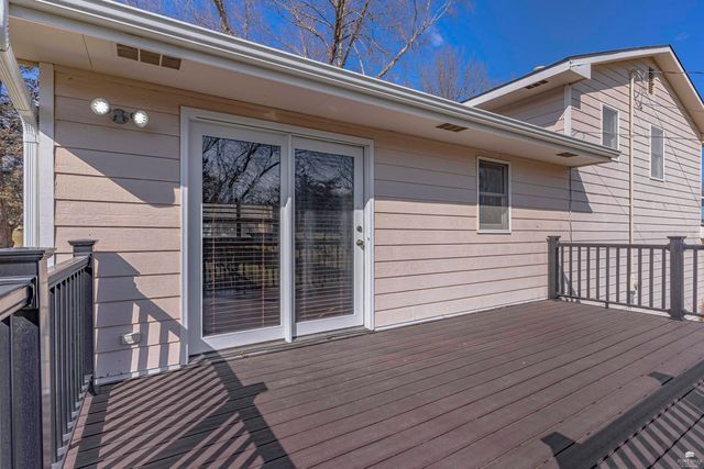2116 Tamarron Terrace, Manhattan, KS 66502
