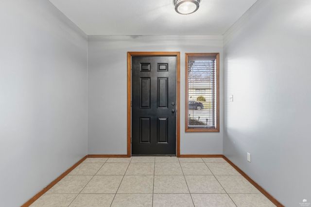 2116 Tamarron Terrace, Manhattan, KS 66502