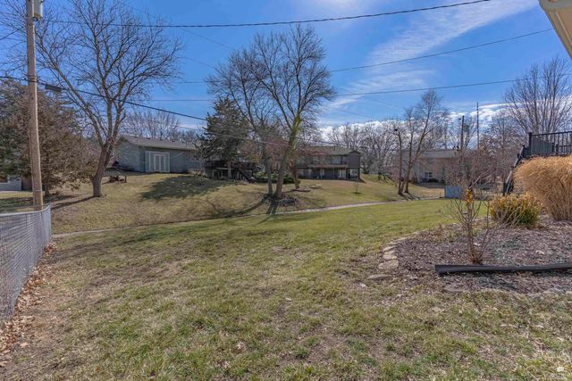 2116 Tamarron Terrace, Manhattan, KS 66502