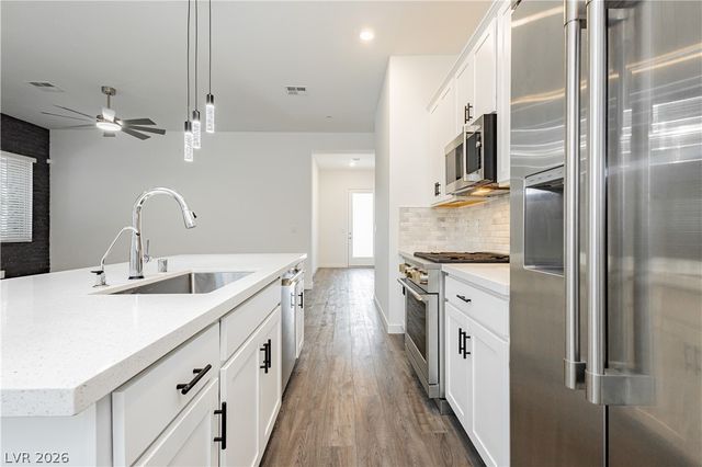 901 Allister Fields Lane, Las Vegas, NV 89138