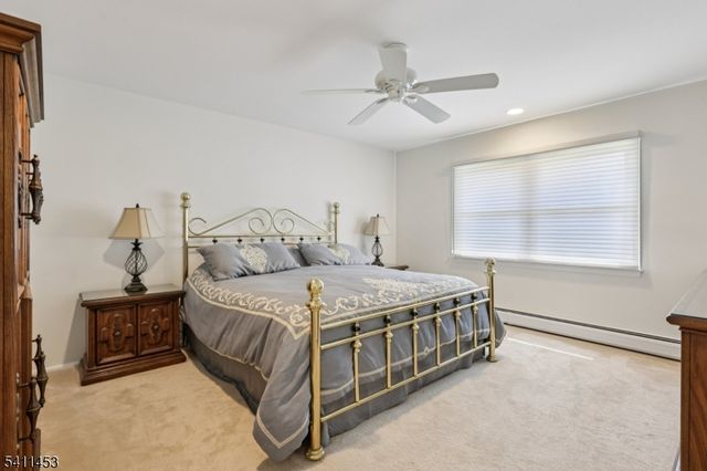 24 Manor Ln, Parsippany-troy Hills Twp., NJ 07950