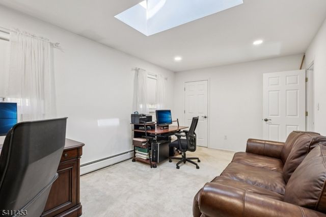 24 Manor Ln, Parsippany-troy Hills Twp., NJ 07950