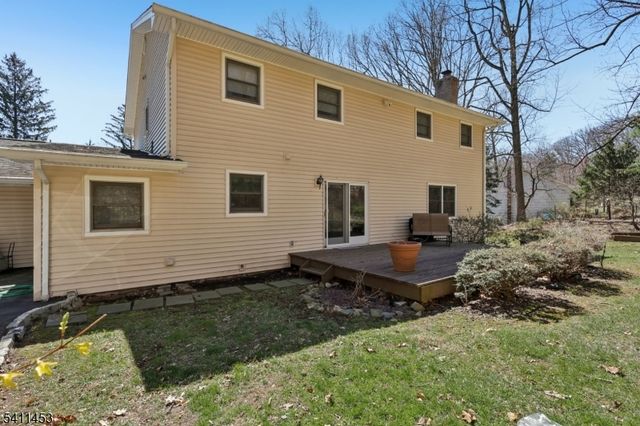 24 Manor Ln, Parsippany-troy Hills Twp., NJ 07950