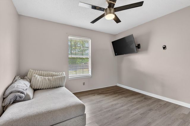 1220 Lexie Drive, Crestview, FL 32536