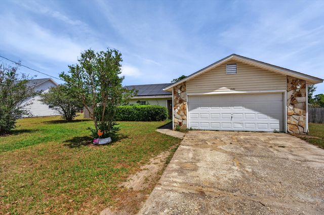 1220 Lexie Drive, Crestview, FL 32536