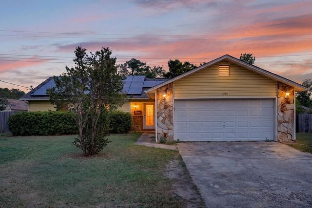 1220 Lexie Drive, Crestview, FL 32536