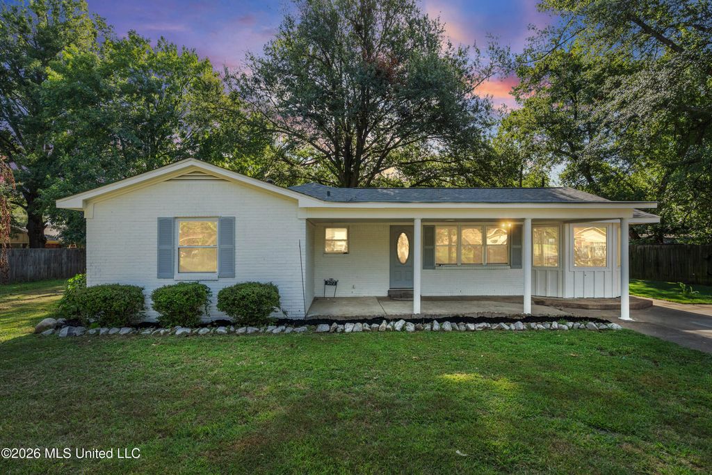 1672 School Street, Tunica, MS 38676 — exterior