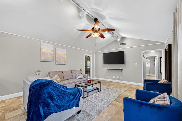 9402 Meadowcroft Drive, Houston, TX 77063