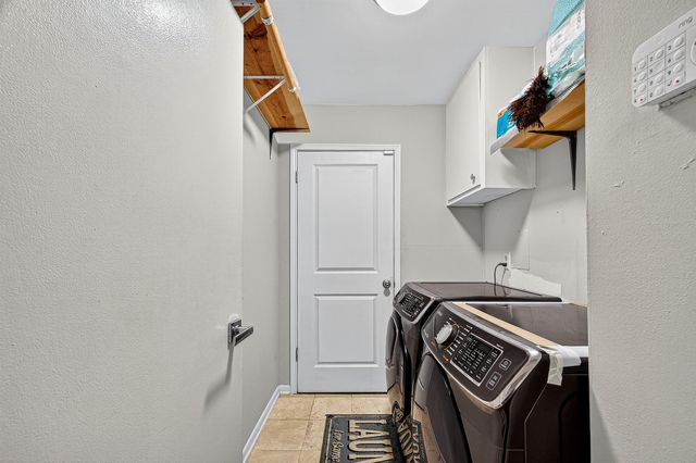 9402 Meadowcroft Drive, Houston, TX 77063