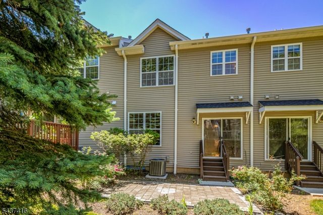 43 Hoover Ave, Montgomery Twp., NJ 08540