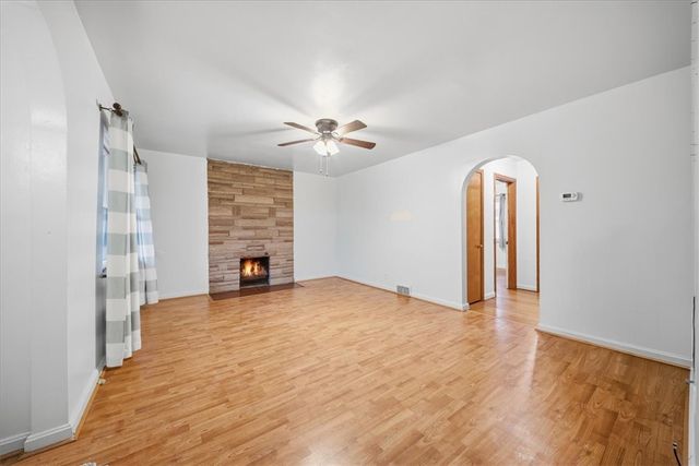 828 Dearborn St, Harmony Twp, PA 15005