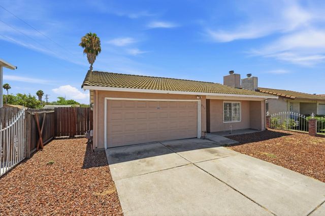 832 W 8th St, Stockton, CA 95206