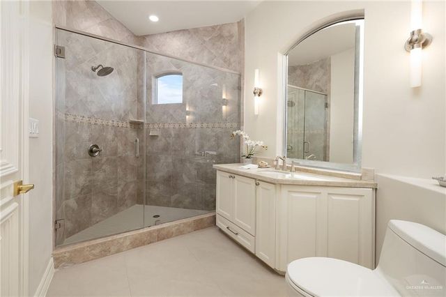 421 Goldcrest Avenue, Mcallen, TX 78504