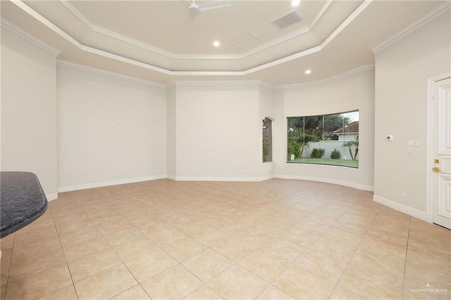 421 Goldcrest Avenue, Mcallen, TX 78504