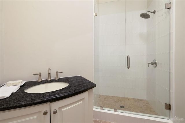 421 Goldcrest Avenue, Mcallen, TX 78504