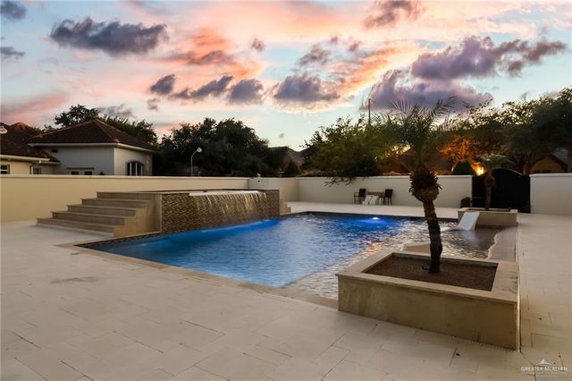 421 Goldcrest Avenue, Mcallen, TX 78504