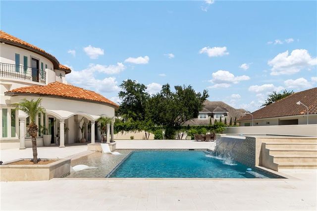 421 Goldcrest Avenue, Mcallen, TX 78504