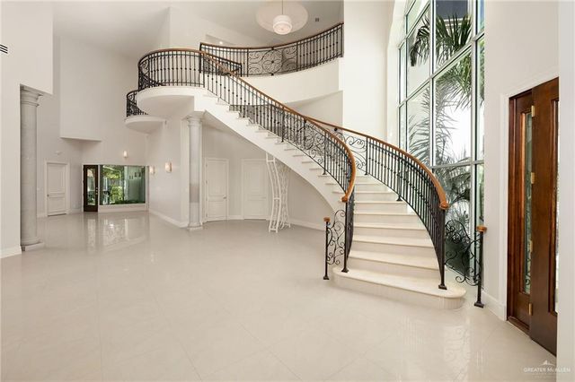 421 Goldcrest Avenue, Mcallen, TX 78504