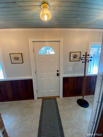 34 Hurlbutt Road, Ledyard, CT 06335