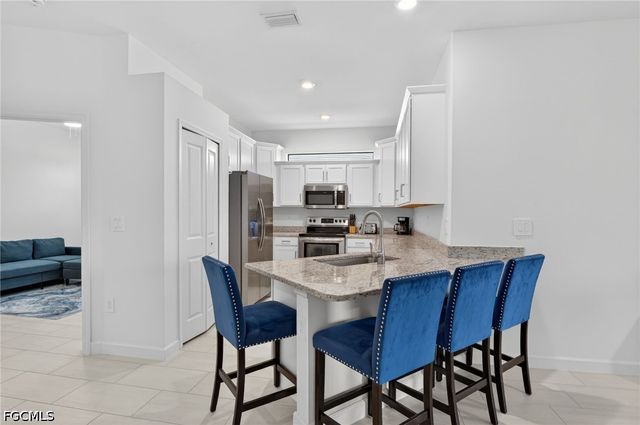 14008 Hunter Oak DR, Fort Myers, FL 33913