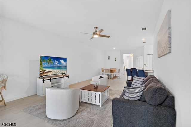 14008 Hunter Oak DR, Fort Myers, FL 33913