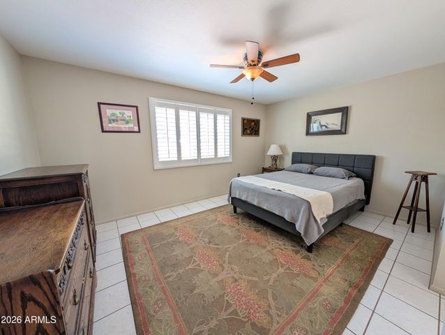 10214 W CLAIR Drive, Sun City, AZ 85351